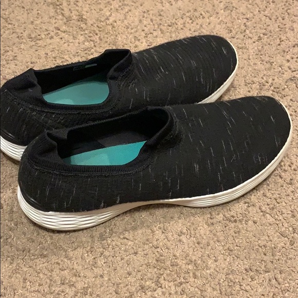 kohls skechers slip resistant shoes